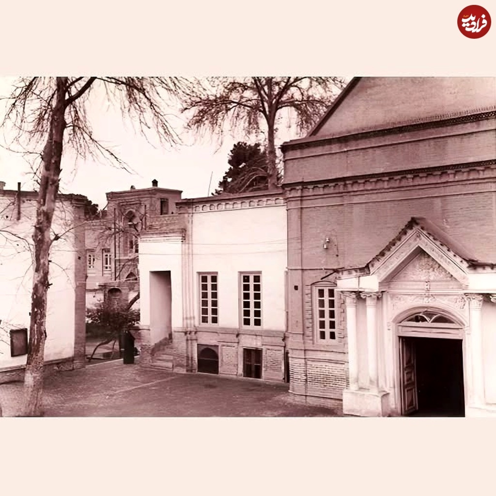 دبستان دخترانه عزیز