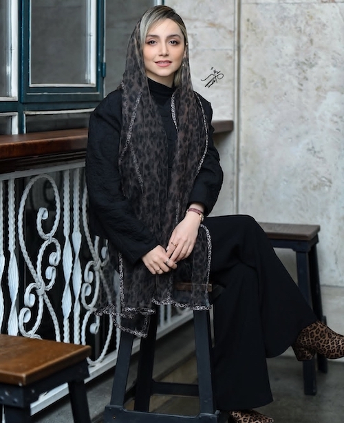 نازنین بیاتی