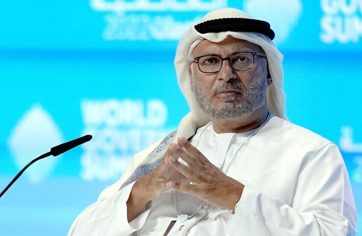 انور قرقاش حامل پیام ترامپ است؟