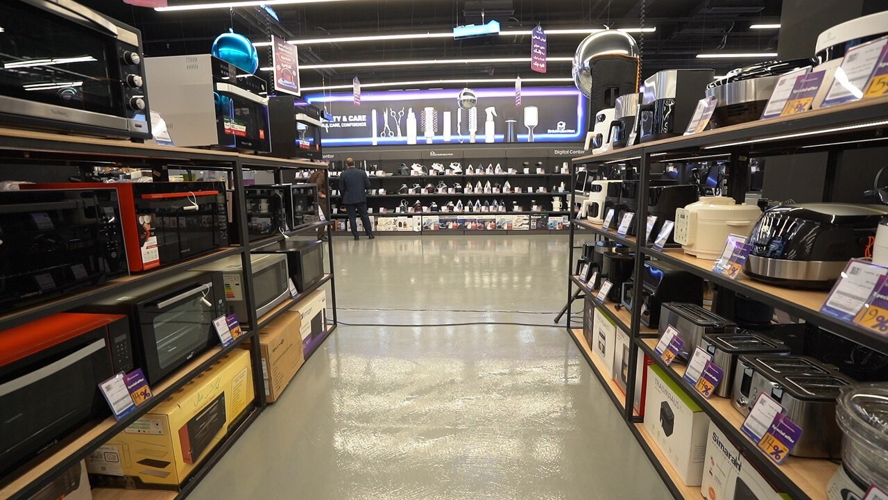 افتتاح نخستین فروشگاه تخصصی تکنولوژی و لوازم خانگی «انتخاب من» در کوروش مال