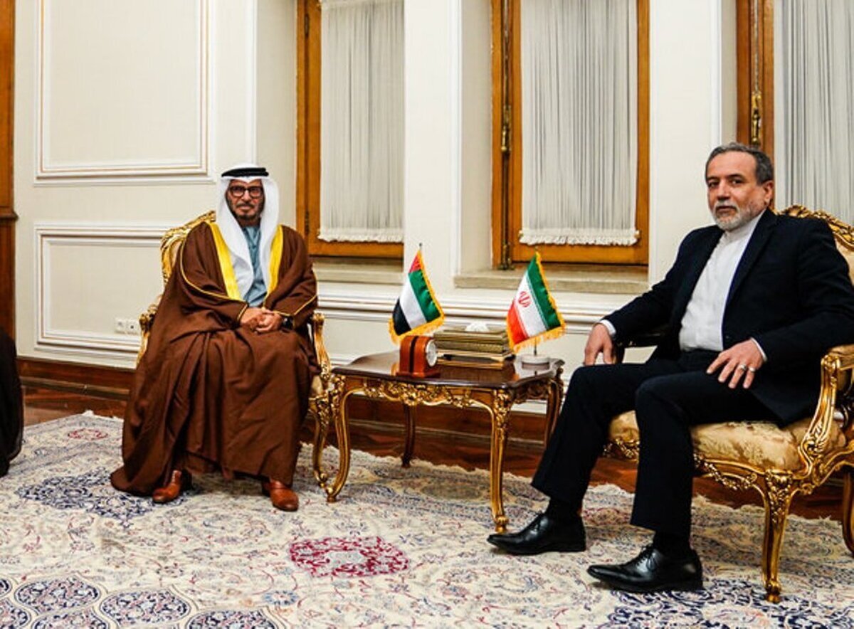 دیدار حامل نامه ترامپ با عراقچی در تهران + عکس