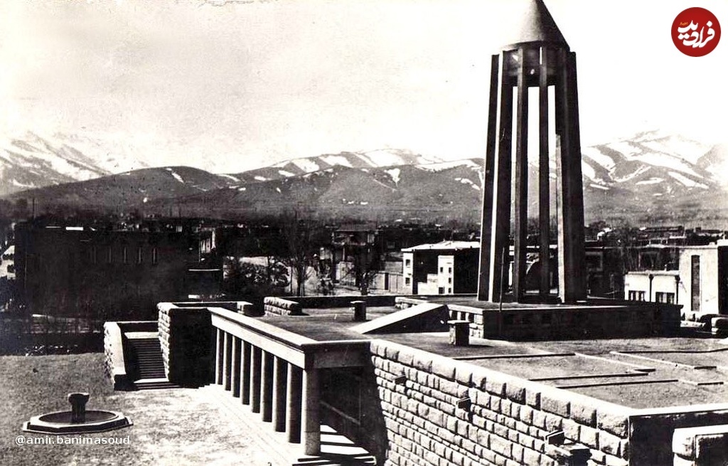 نمایی از آرامگاه ابن سینا ۷۰ سال پیش در همدان