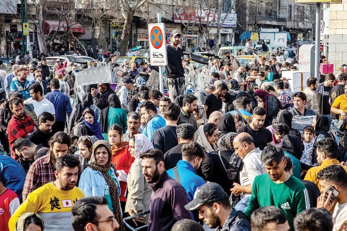 شلوغ و بی‌خریدار