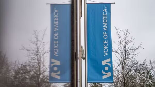 صدای آمریکا و رادیو فردا تعطیل شدند؟