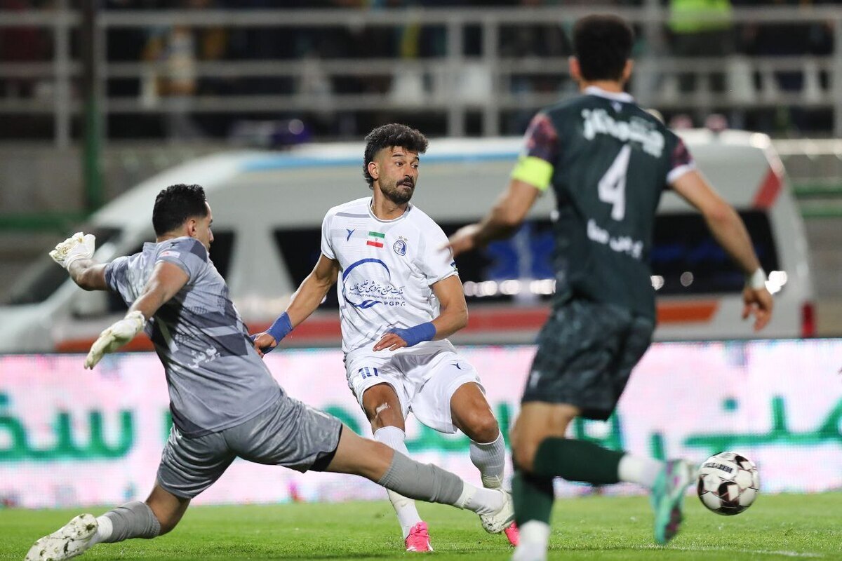 تیم فوتبال استقلال