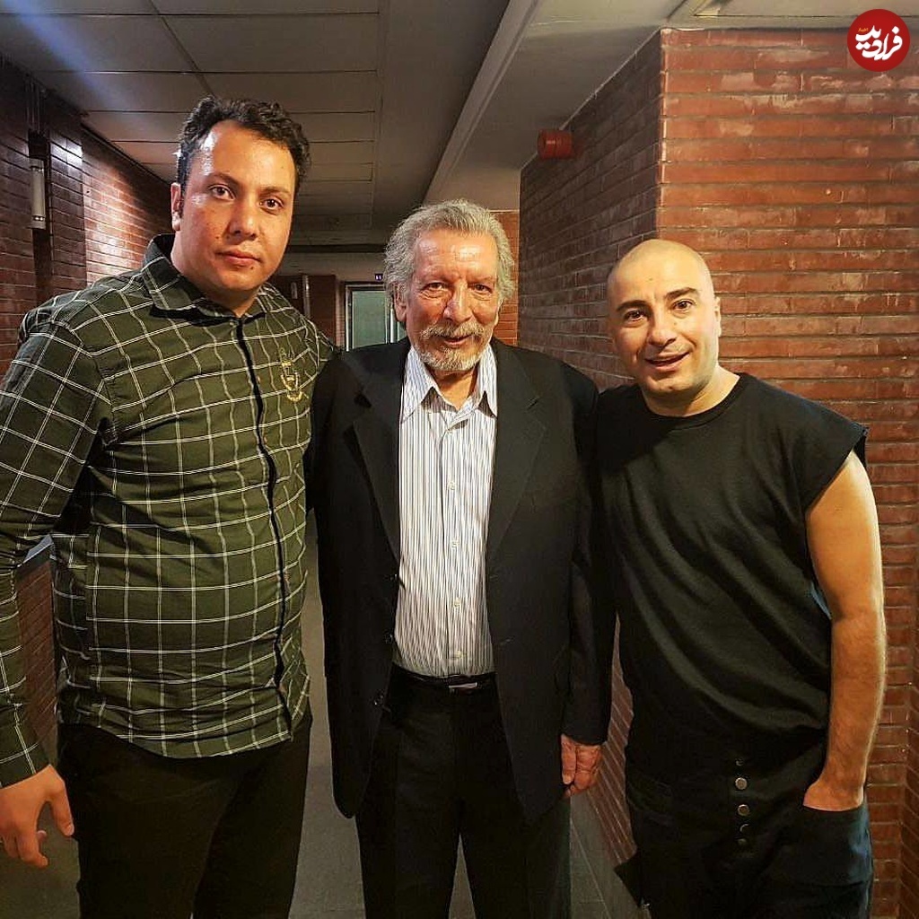 نوید محمدزاده