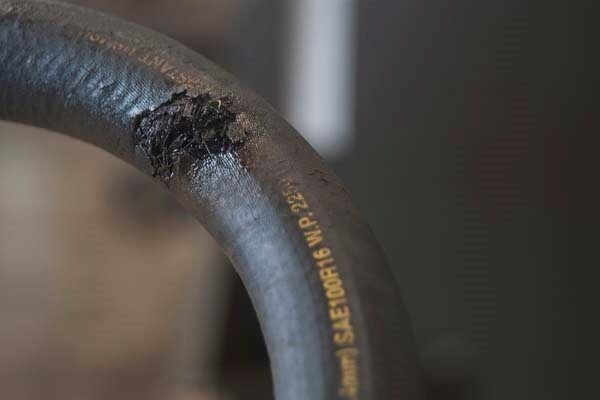 3 مشکل نشتی سیستم هیدرولیک + راه حل