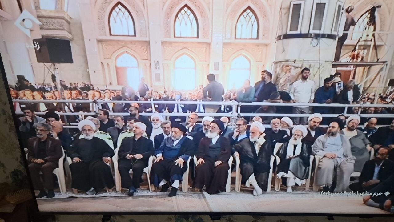 عکس/محمود احمدی نژاد در مراسم سالگرد ارتحال امام خمینی (ره)