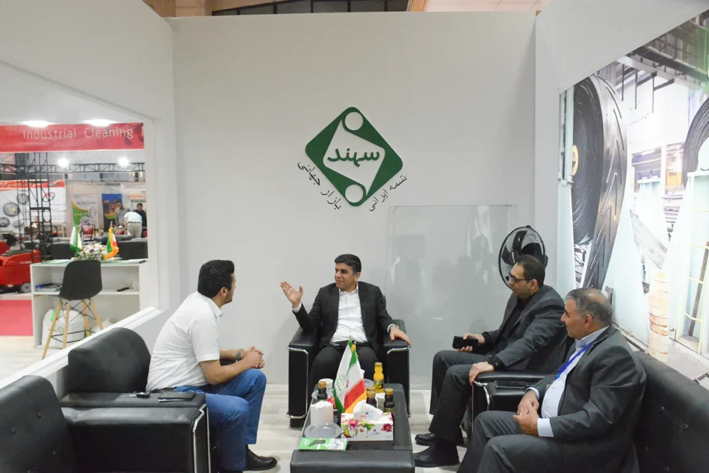حضور پررنگ صنایع لاستیکی سهند در هشتمین نمایشگاه بین‌المللی kimex کرمان