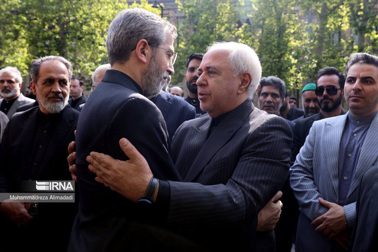 عکس/ظریف و علی باقری در مراسم تشییع شهید امیرعبداللهیان