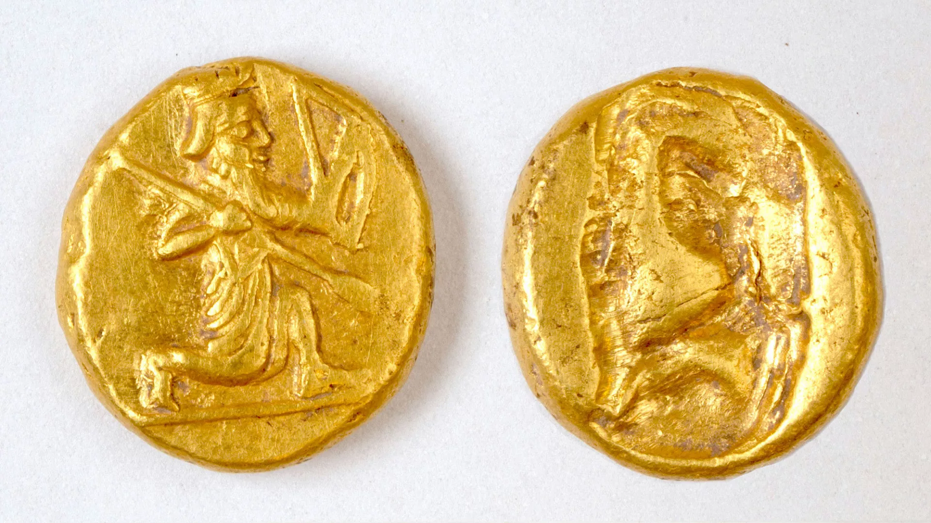 کشف سکه های طلای امپراتوری هخامنشی ایران در ترکیه + عکس