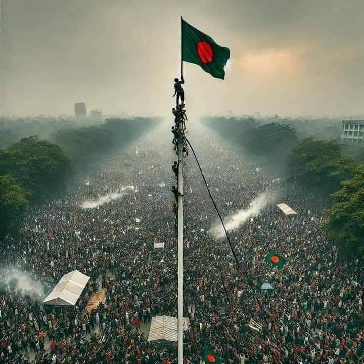 عکس / لحظه باشکوه پیروزی در بنگلادش بعد از فرار نخست وزیر
