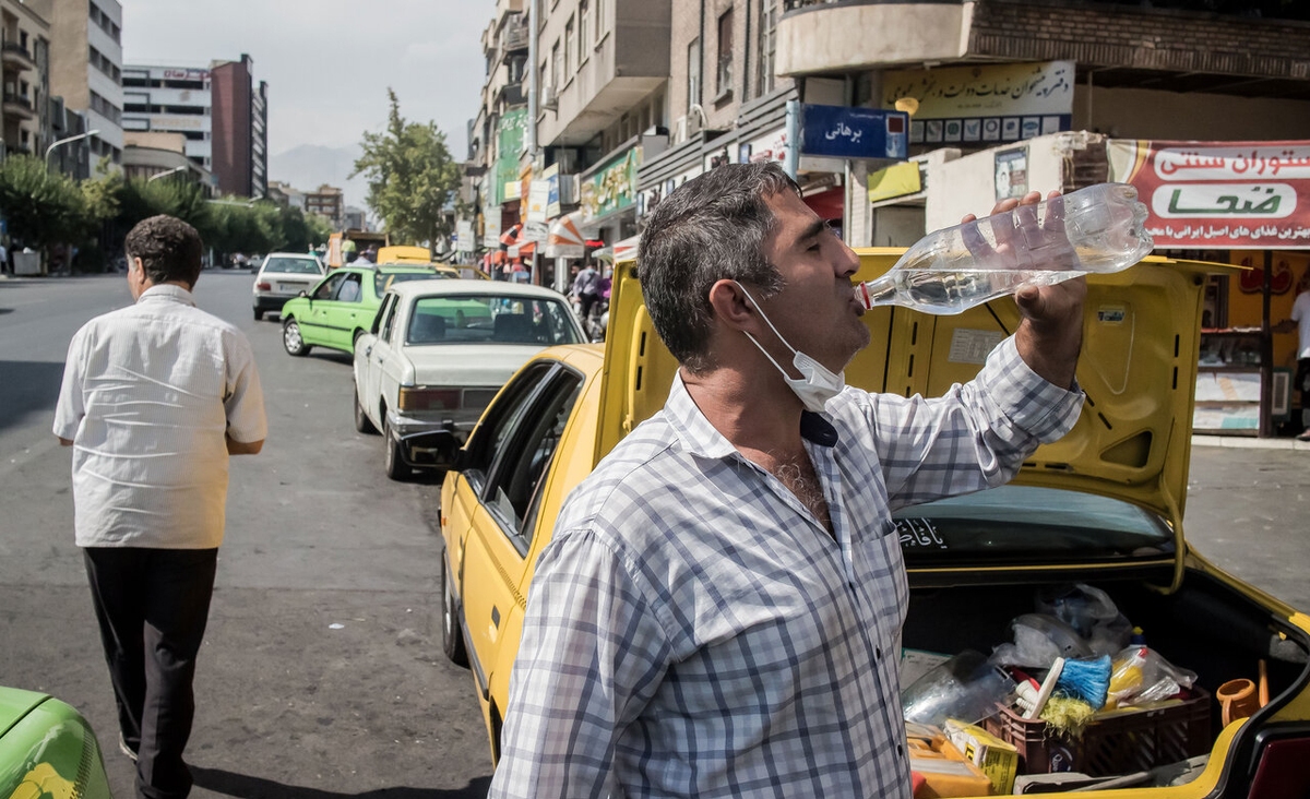 معضلات بي‌پايان سه‌گانه «كولر، تاكسي، تابستان»