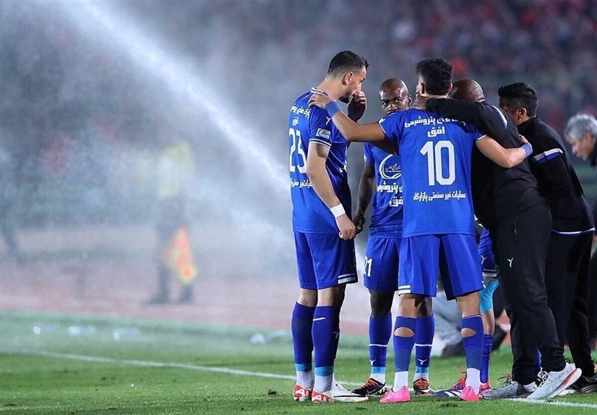 ساعت بازی فوتبال استقلال و الهلال مشخص شد