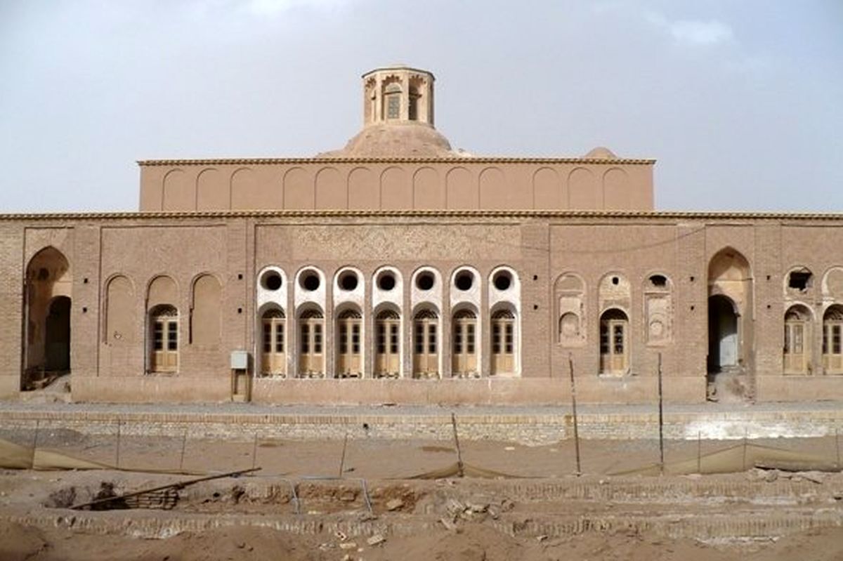 بزرگ‌ترین خانه خشتی جهان با یکصد اتاق در رفسنجان