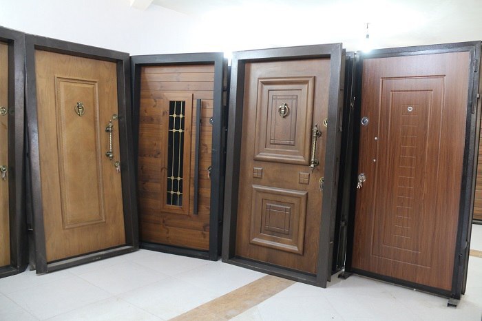 مقایسه درب ضد سرقت ارزان و لوکس مقایسه درب ضد سرقت ارزان و لوکس