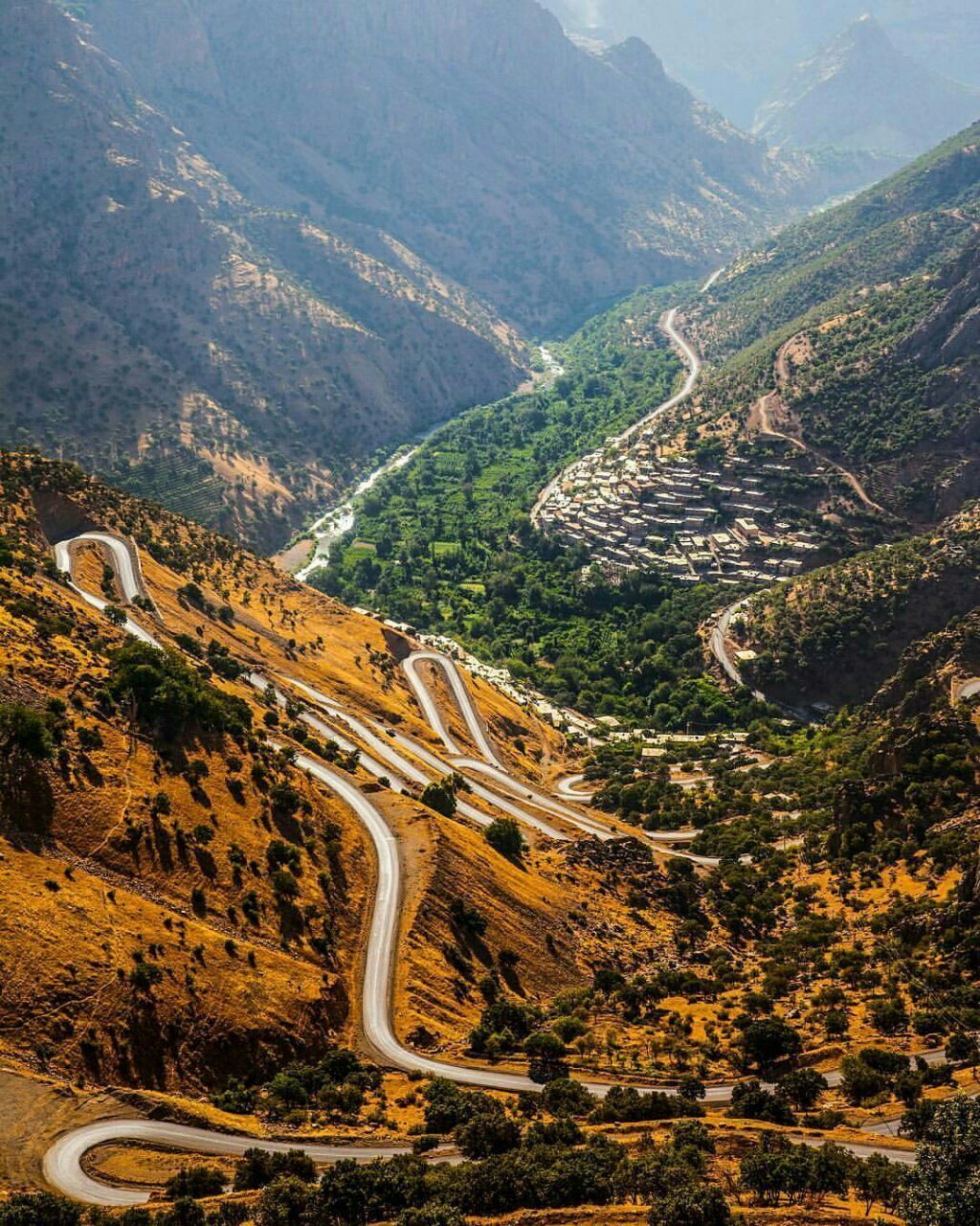 زیبایی حیرت انگیز روستای بلبر در کردستان ایران