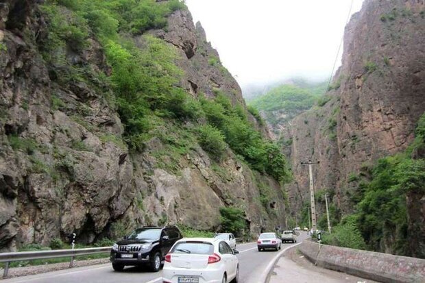 آخرین وضعیت ترافیکی جاده‌های هراز و چالوس در روز طبیعت