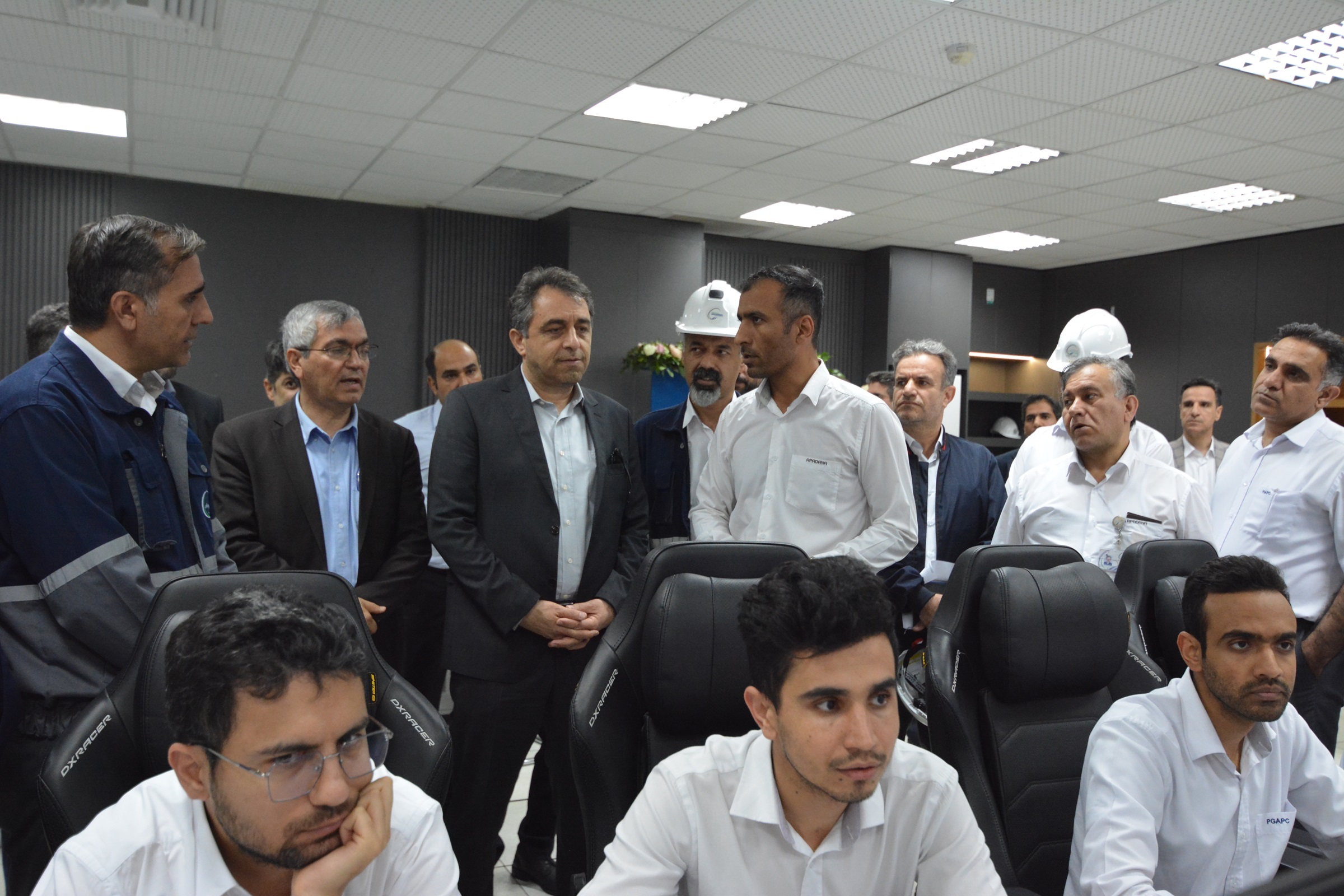 بازدید معاون برنامه ریزی هلدینگ خلیج فارس از پتروشیمی آپادانا خلیج فارس