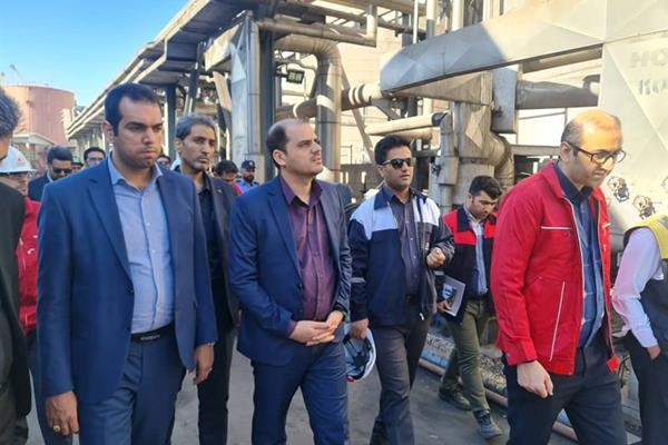 بازدید سرپرست شرکت نفت پاسارگاد از مجتمعهای اراک و آبادان و پایانه ماهشهر بازدید سرپرست شرکت نفت پاسارگاد از مجتمعهای اراک و آبادان و پایانه ماهشهر