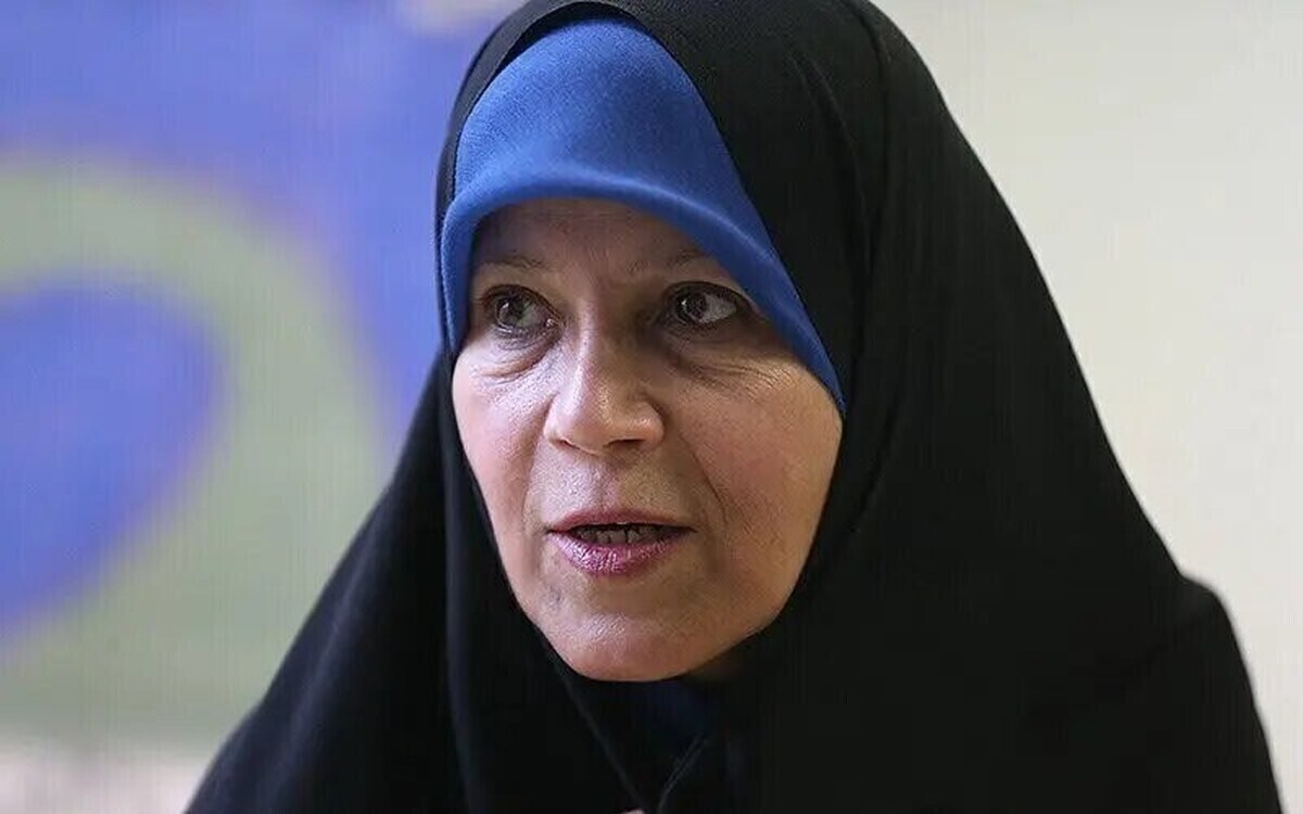 فائزه هاشمی: ایران و آمریکا سفارتخانه‌هایشان را باز کنند