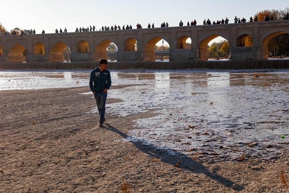 حق با کشاورز اصفهانی است یا شهروند یزدی؟!