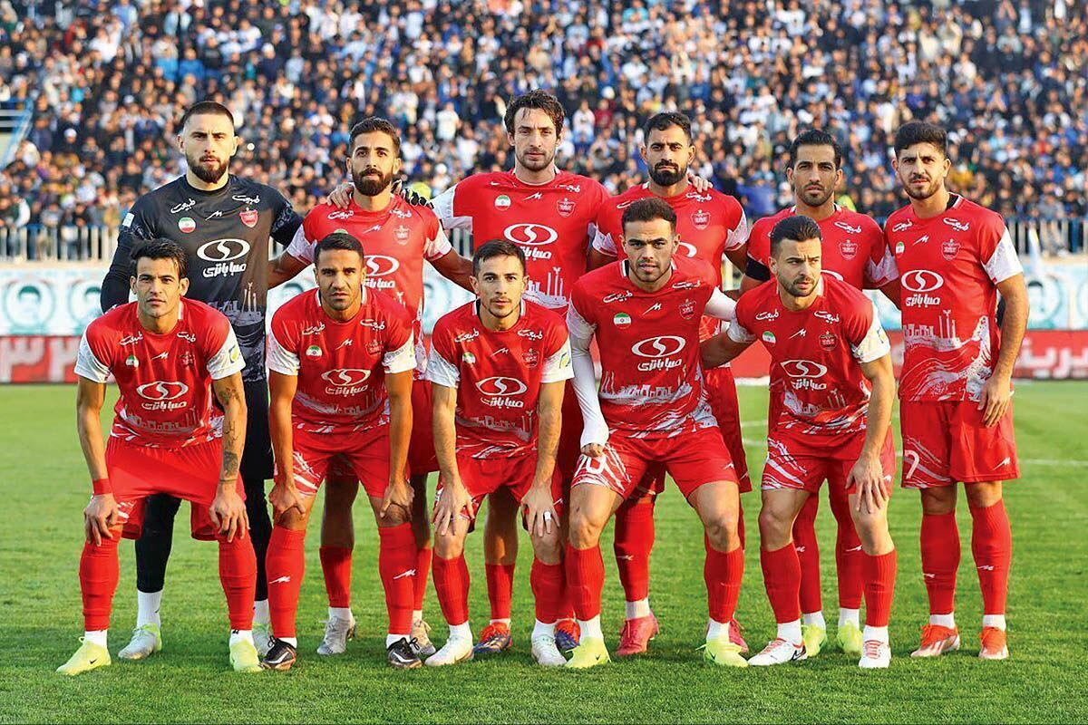 گلایه هواداران از وضعیت بد پرسپولیس