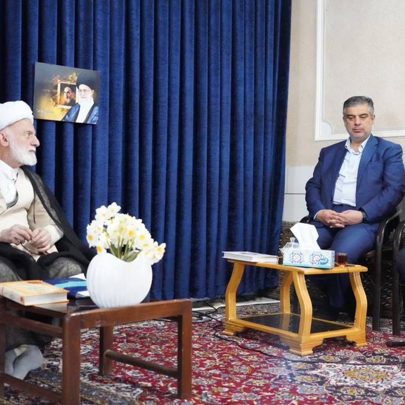 درخشش بیمه دی در خدماترسانی به ایثارگران؛ رتبه اول توانگری و پرداخت بهروز مطالبات درمانی درخشش بیمه دی در خدماترسانی به ایثارگران؛ رتبه اول توانگری و پرداخت بهروز مطالبات درمانی