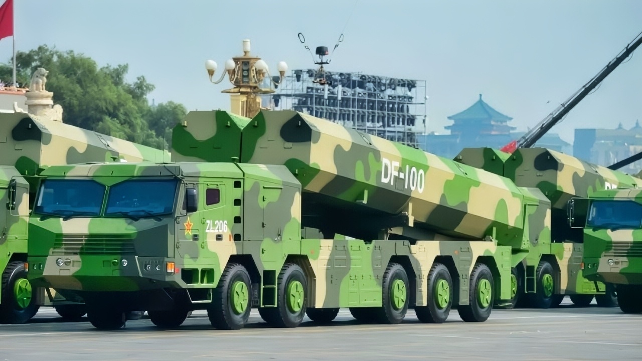 موشک کروز مافوق صوت DF-۱۰۰ چین موشک کروز مافوق صوت DF-۱۰۰ چین