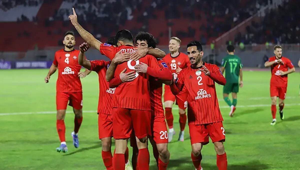 کامبک تماشایی تراکتور، یادگار امام را به جشن صعود رساند