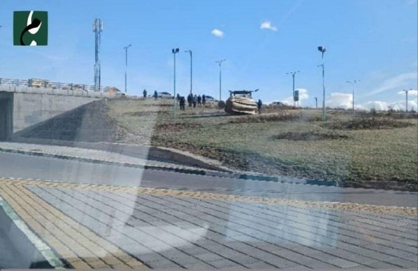 مجسمه مرحوم رئیسی بر اثر باد شدید سقوط کرد