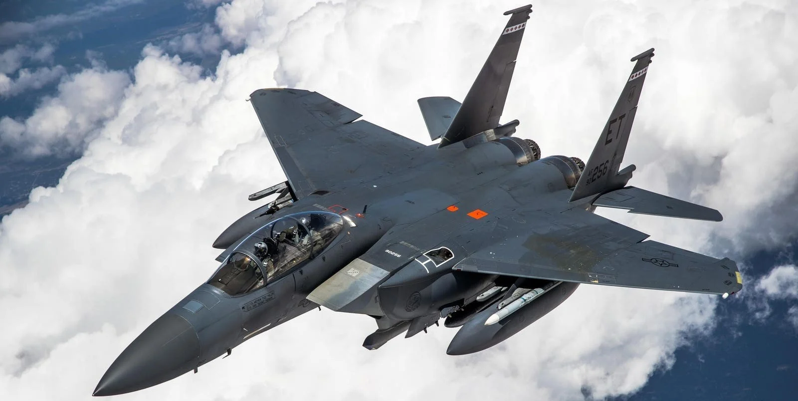 جنگنده F-15SE سایلنت ایگل جنگنده F-15SE سایلنت ایگل