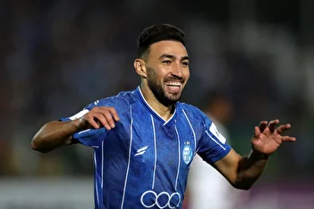 عکس/ عروسی ستاره استقلال فضای مجازی را منفجر کرد