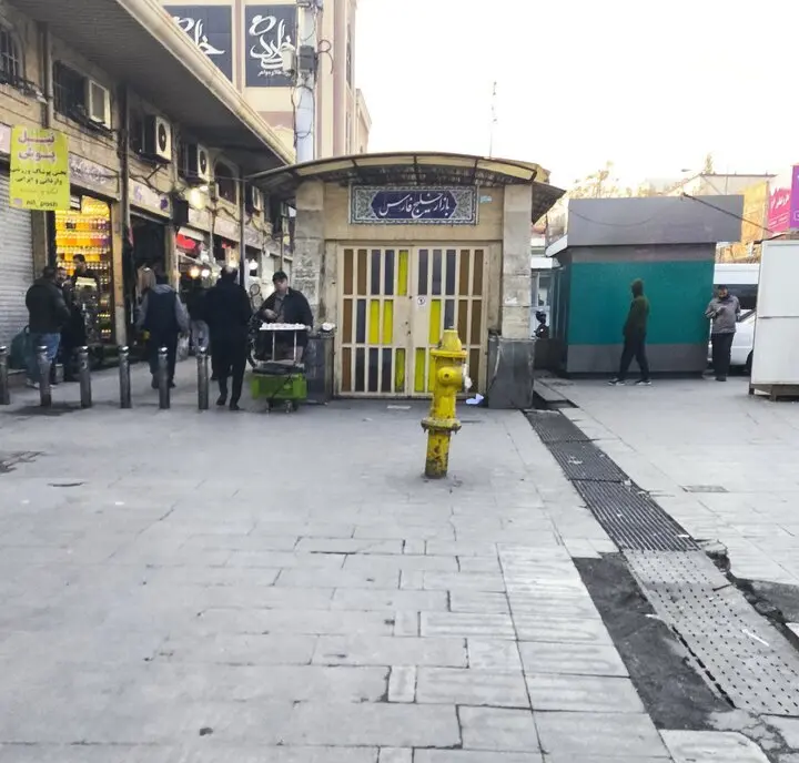 خیابان ۱۵ خرداد (حوالی ساعت ۱۵ و ۳۰)