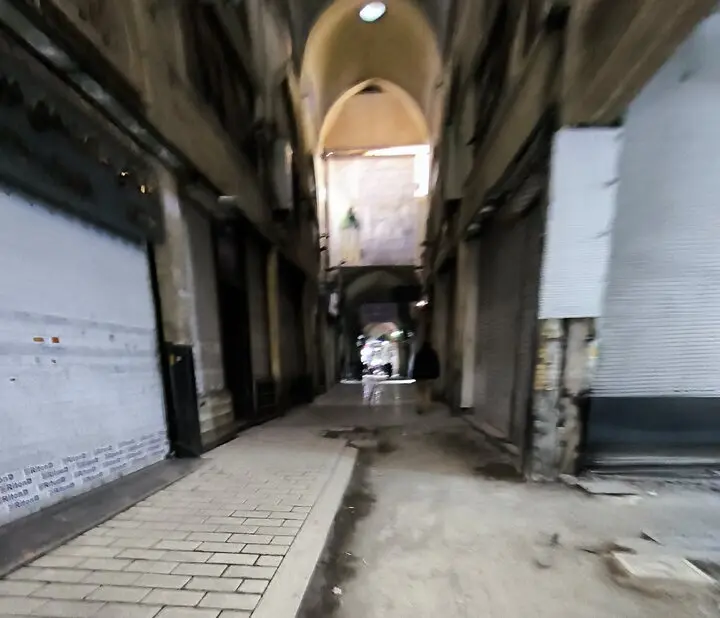 بازار زرگرها (حوالی ساعت ۱۵ و ۳۰)