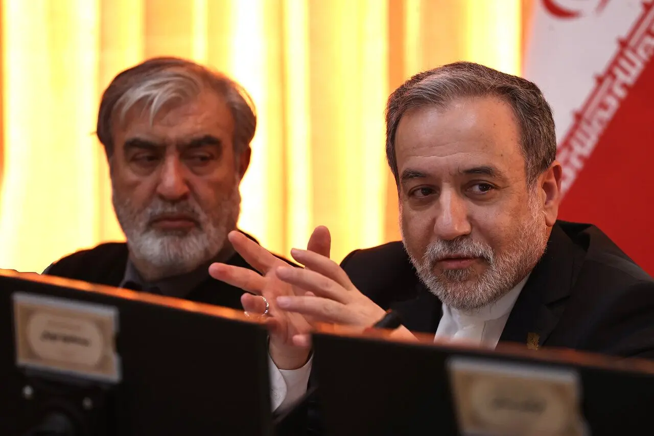 عباس عراقچی عباس عراقچی