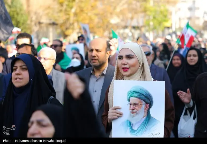 تصاویر متفاوت از راهپیمایی ۲۲ دی تهران