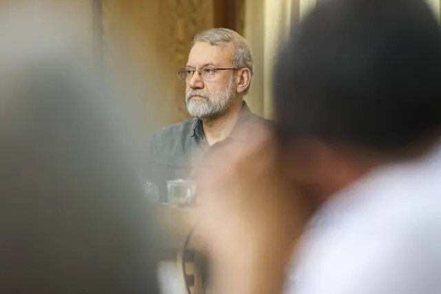 ماجرای تماس تلفنی لاریجانی با نخست وزیر قطر