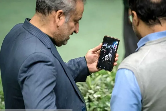 حاشیه‌هایی از صحن علنی مجلس پس از نا آرامی‌های اخیر