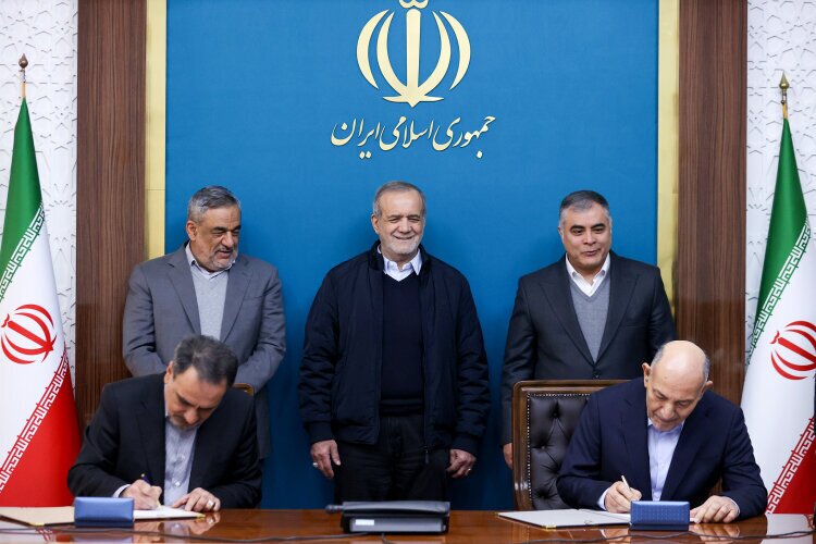 امضای قرارداد شرکت ملی نفت ایران امضای قرارداد شرکت ملی نفت ایران