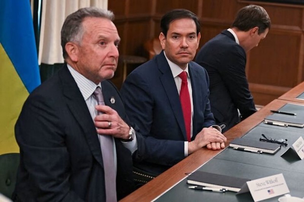 ورود مذاکرهکنندگان اوکراینی به آمریکا ورود مذاکرهکنندگان اوکراینی به آمریکا