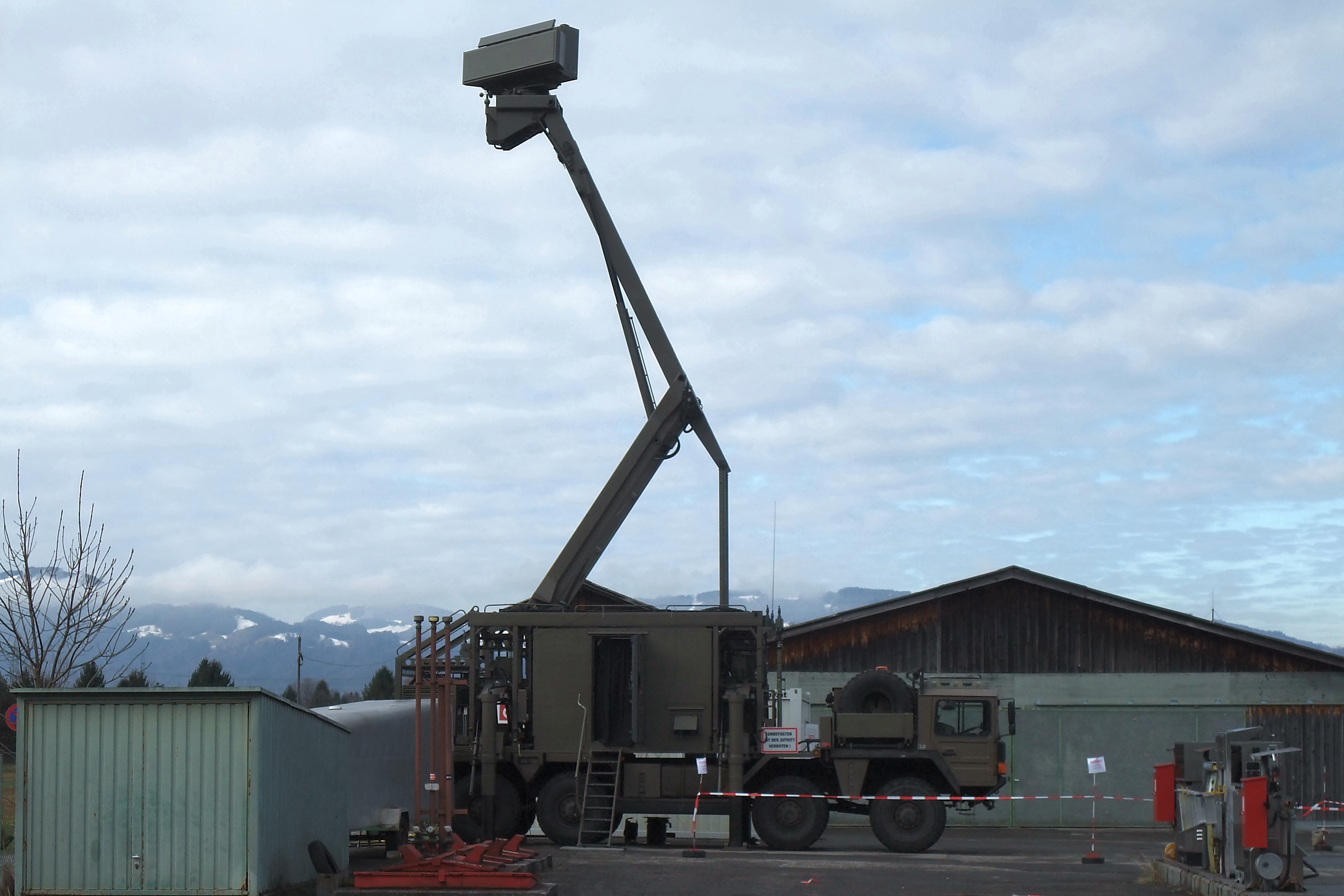 رادار سامانه پدافندی اسپادا ۲۰۰۰