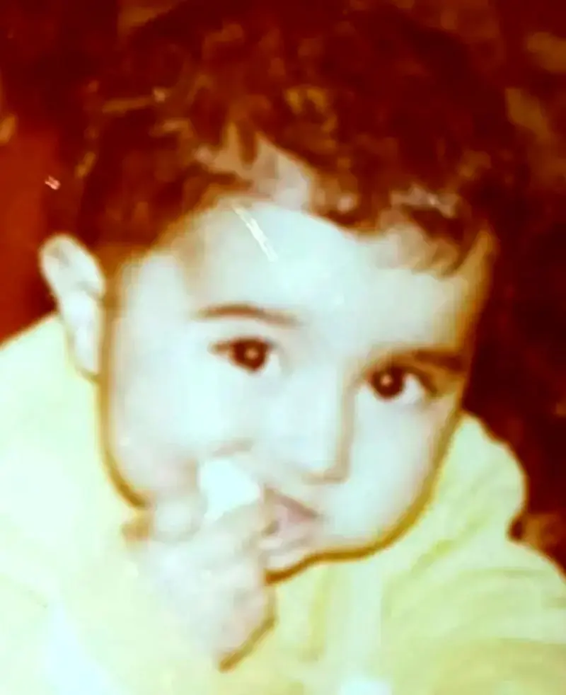 بچگی بهنوش بختیاری