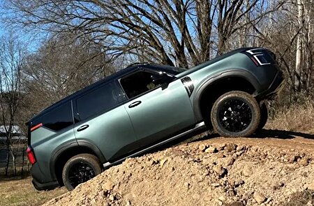 نیسان پاترول لوکس با قیمت بالای ۳۰ میلیارد تومان در ایران + عکس