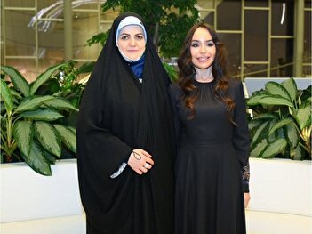 عکس/ تغییر نام دختر مسعود پزشکیان در سفر باکو