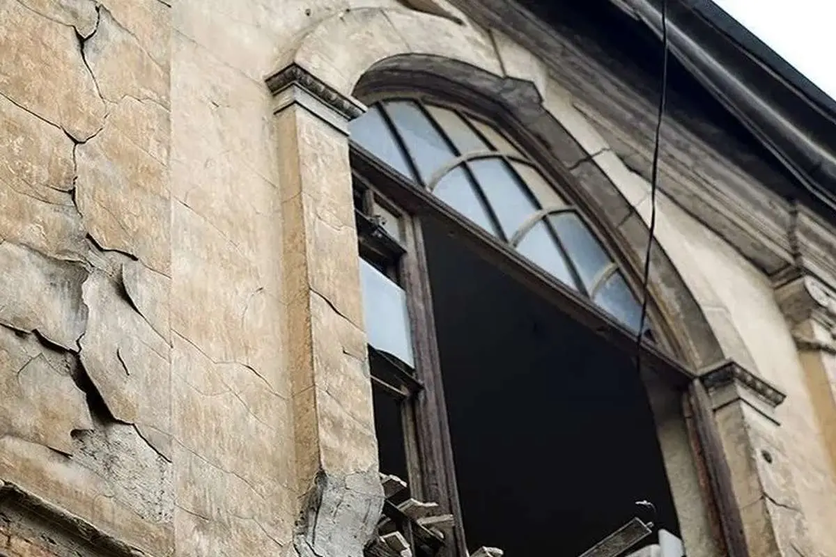 تخلیه ۲ ساختمان تجاری تخلیه ۲ ساختمان تجاری