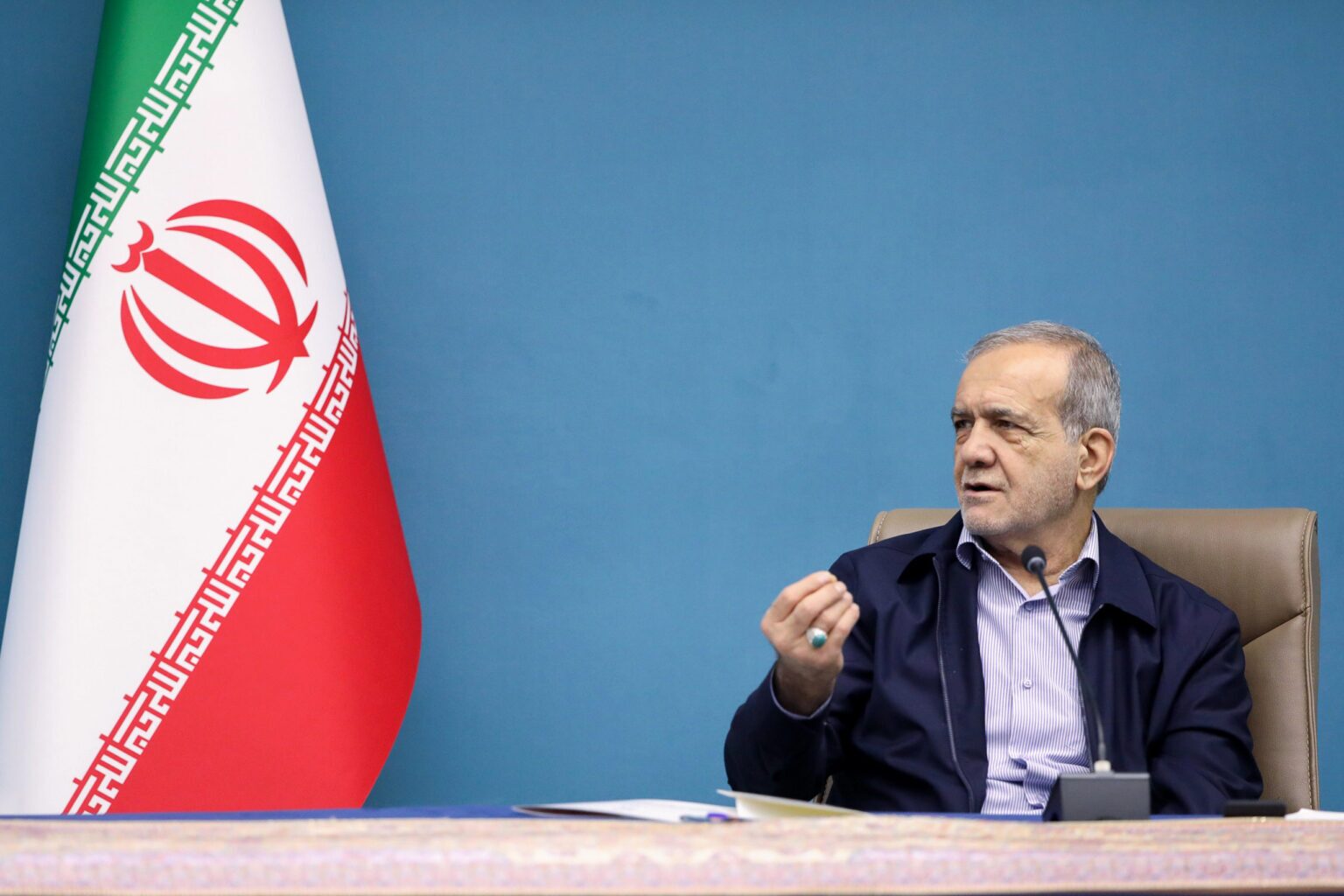 بودجه ۱۴۰۵ یا تسویه‌حساب سیاسی؟ / روز‌های سخت دولت پزشکیان؛ از شایعه رفتن فرزین تا تهدید رد کلیات بودجه