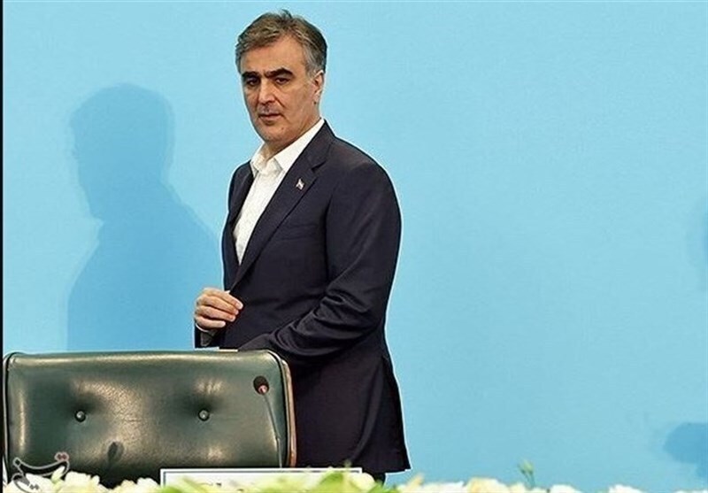 واکنش‌ها و اخبار درباره استعفای فرزین