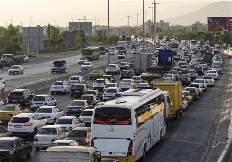 ترافیک آزادراه قزوین _ تهران را قفل کرد