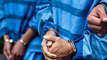 فیلم/ سارقی که طلا را از شکم مرغ بیرون می‌آورد